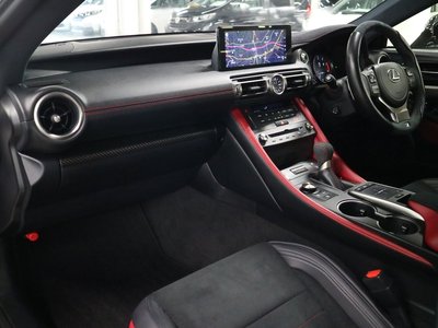 2025 Lexus RC — миниатюра 19