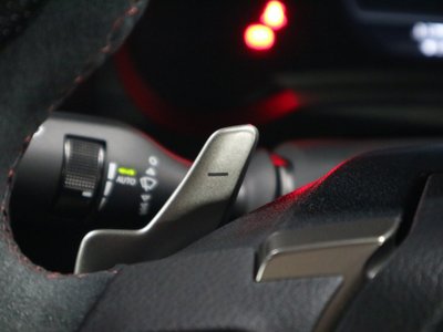 2025 Lexus RC — миниатюра 38