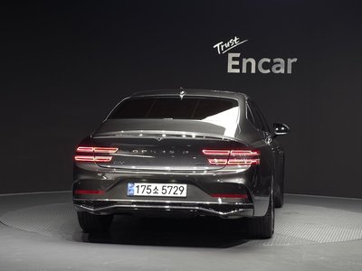 GENESIS G80 (RG3) - 3