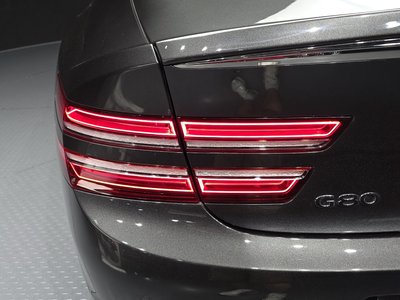 GENESIS G80 (RG3) - 10