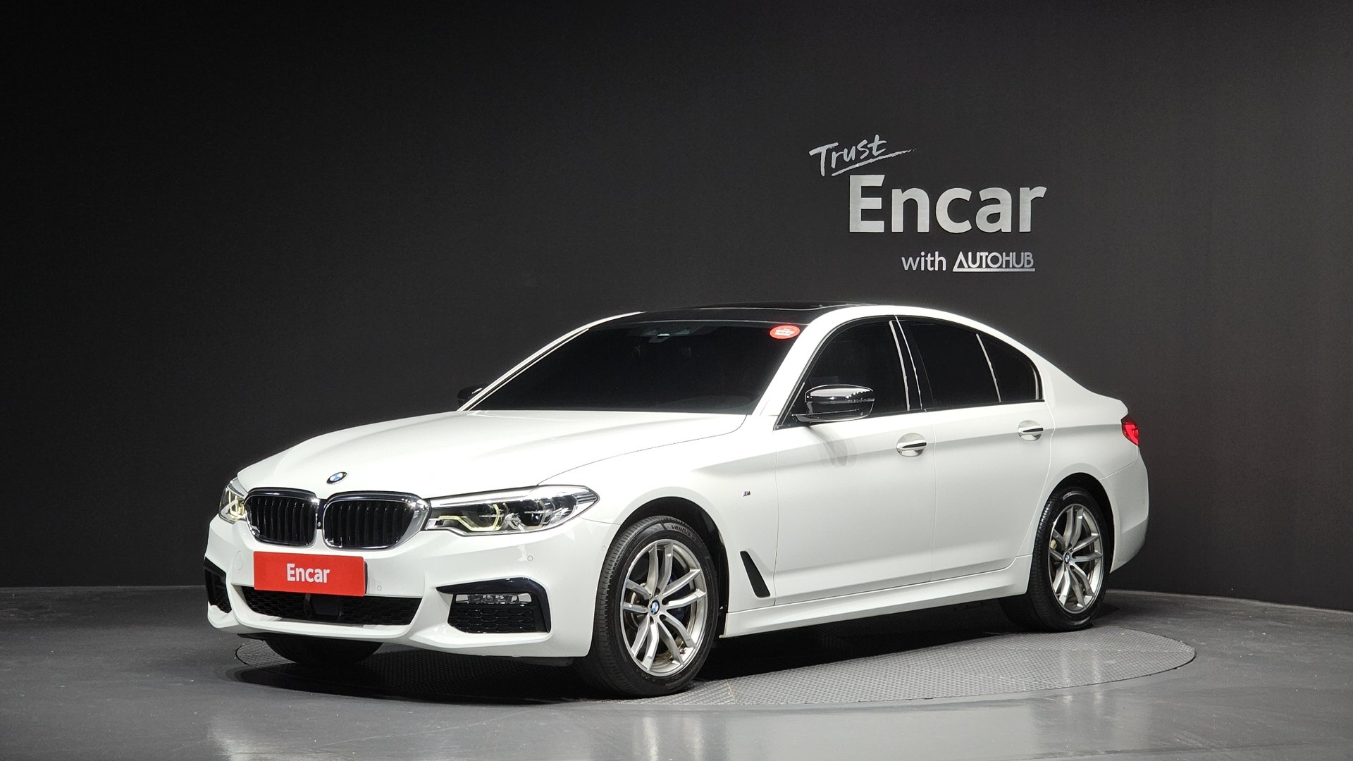 BMW 5 SERIES - View 1