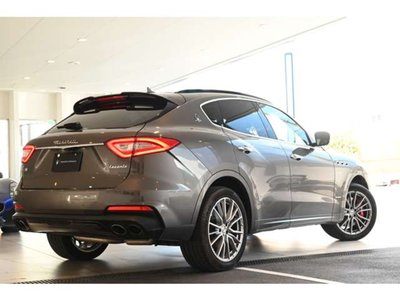 MASERATI LEVANTE - 4