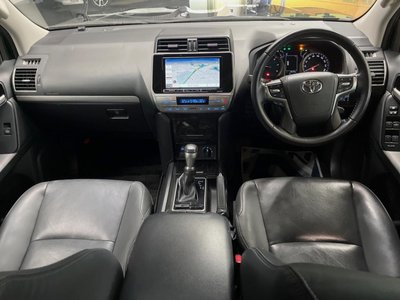 TOYOTA LAND CRUISER PRADO - 2