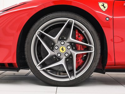 صورة 9 لـ 2022 FERRARI F8 SPIDER