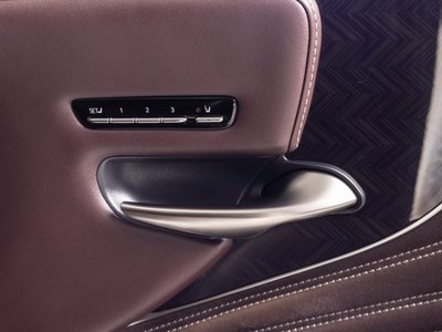 صورة مصغرة 40 لـ 2018 Lexus LS