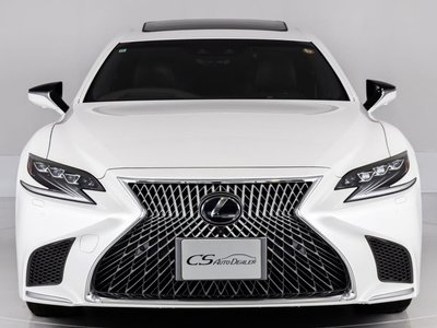 صورة 9 لـ 2018 Lexus LS