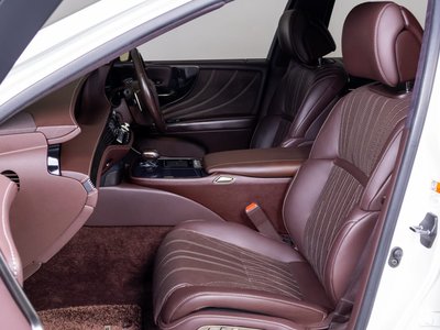 صورة مصغرة 34 لـ 2018 Lexus LS