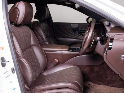 صورة مصغرة 33 لـ 2018 Lexus LS