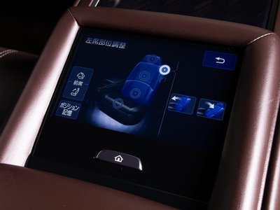 صورة مصغرة 37 لـ 2018 Lexus LS