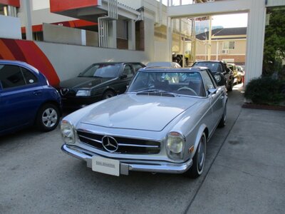 MERCEDES-BENZ SL