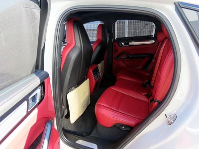 PORSCHE CAYENNE - 7