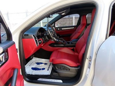 PORSCHE CAYENNE - 6
