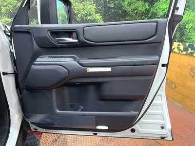 2025 Toyota LAND CRUISER 250 缩略图 30