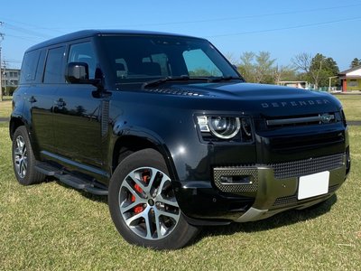 LAND ROVER DEFENDER - 1