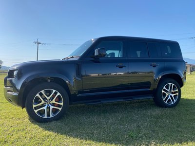 LAND ROVER DEFENDER - 3
