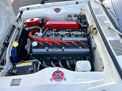 NISSAN SKYLINE COUPE - 4