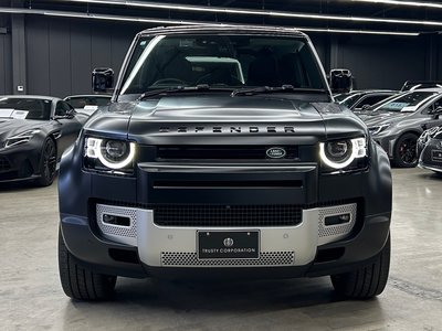 LAND ROVER DEFENDER - 8