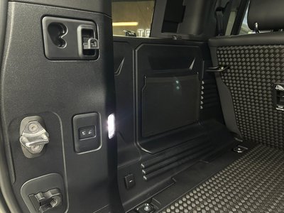 صورة مصغرة 137 لـ 2023 LAND Rover DEFENDER