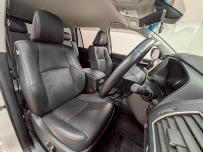 TOYOTA LAND CRUISER PRADO - 5