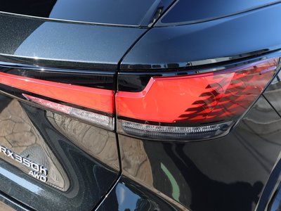 صورة مصغرة 76 لـ 2024 Lexus RX