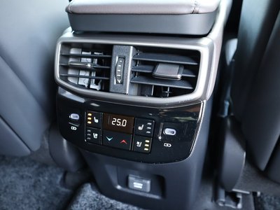 صورة مصغرة 70 لـ 2024 Lexus RX