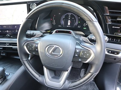 صورة مصغرة 64 لـ 2024 Lexus RX