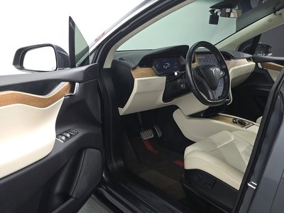 2019 Tesla MODEL X 缩略图 13