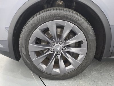 2019 Tesla MODEL X — фото 6