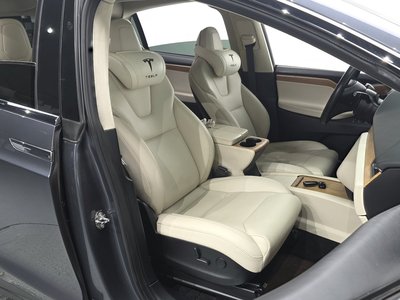 2019 Tesla MODEL X 缩略图 16