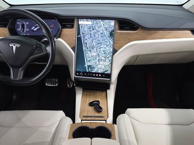 2019 Tesla MODEL X — фото 5
