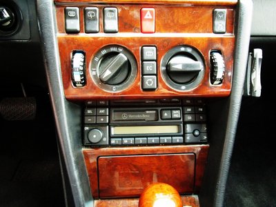 1994 Mercedes-BENZ E-CLASS 缩略图 18