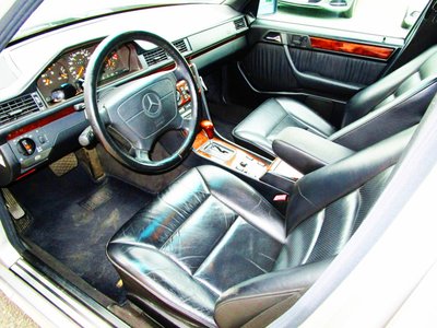 1994 Mercedes-BENZ E-CLASS — фото 10