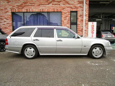 1994 Mercedes-BENZ E-CLASS — фото 4