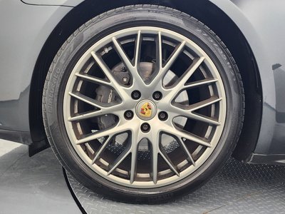 PORSCHE PANAMERA - 6