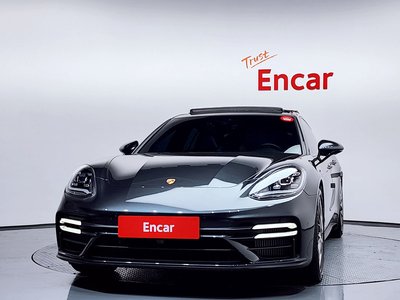 PORSCHE PANAMERA - 2