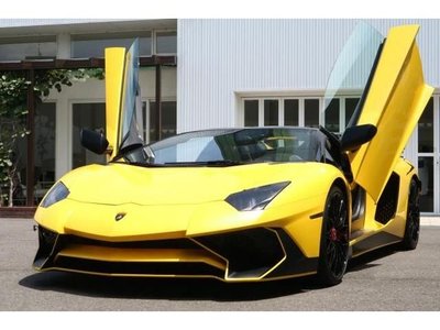 صورة 1 لـ 2016 Lamborghini AVENTADOR