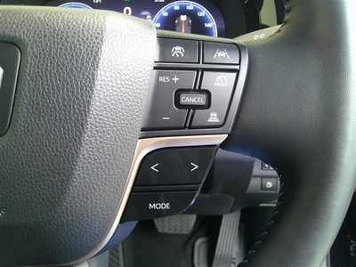 TOYOTA CROWN SPORT - 9