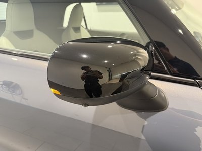 2025 MINI COOPER CONVERTIBLE photo 11