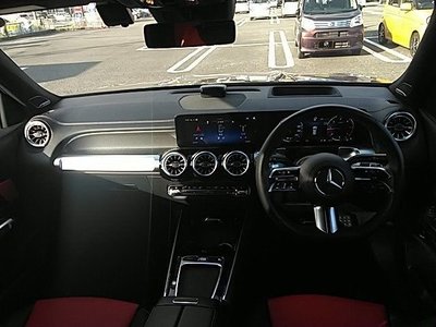 صورة 9 لـ 2024 Mercedes-BENZ GLB