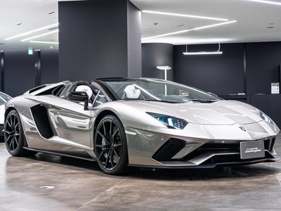 LAMBORGHINI AVENTADOR ROADSTER - 7