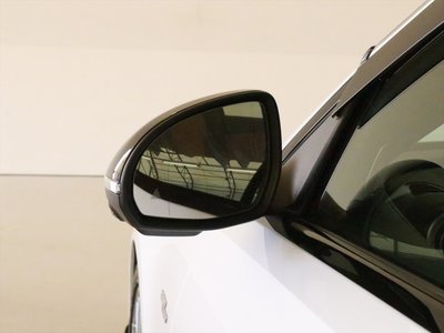 2024 Mercedes-BENZ C-CLASS 照片 6