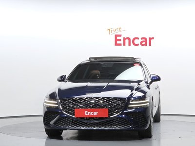 GENESIS G80 (RG3) - 2