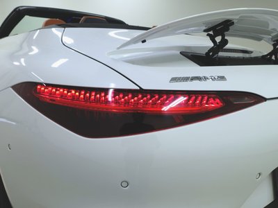 MERCEDES-BENZ SL-CLASS AMG - 5