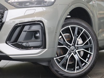 AUDI Q5 - 5