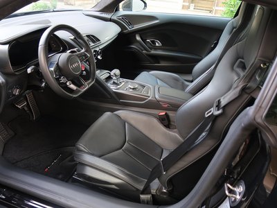 AUDI R8 - 6