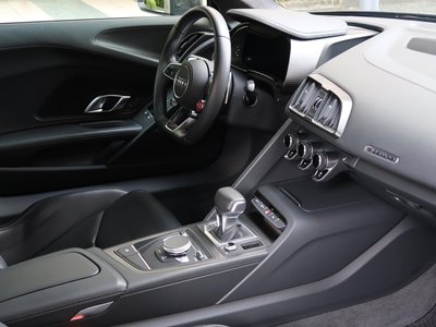 AUDI R8 - 10