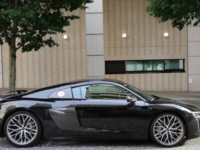 AUDI R8 - 4