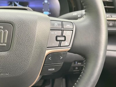 TOYOTA CROWN SPORT - 5