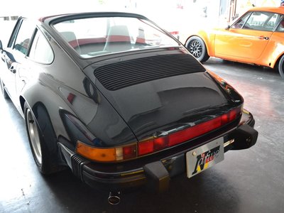 1989 Porsche 911 — миниатюра 11