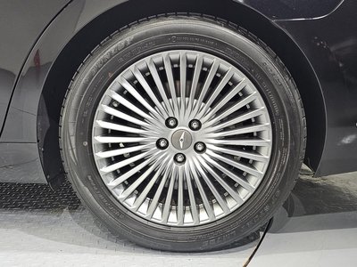 2019 Genesis G90 — фото 8